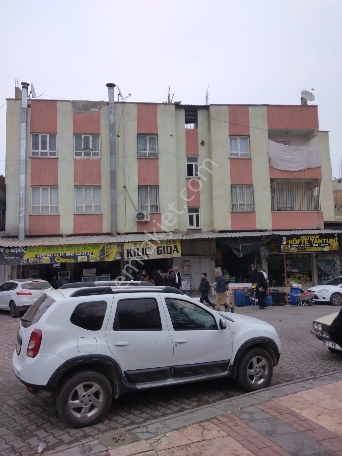 Eyyübiye Türkmeydanı Satılık Bina  Şanlıurfa türkmeydanında en işlek ve prestij caddesinde
