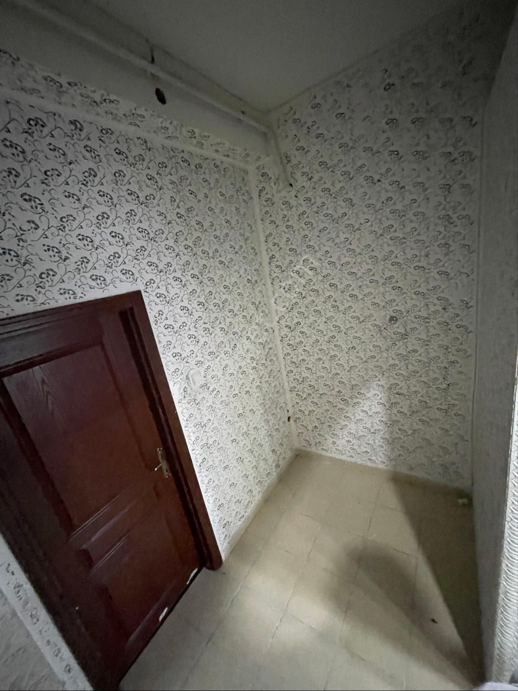 Saray Fatih Mahallesi Merkezde Sahibinden Kiralık Dükkan - Görsel 5