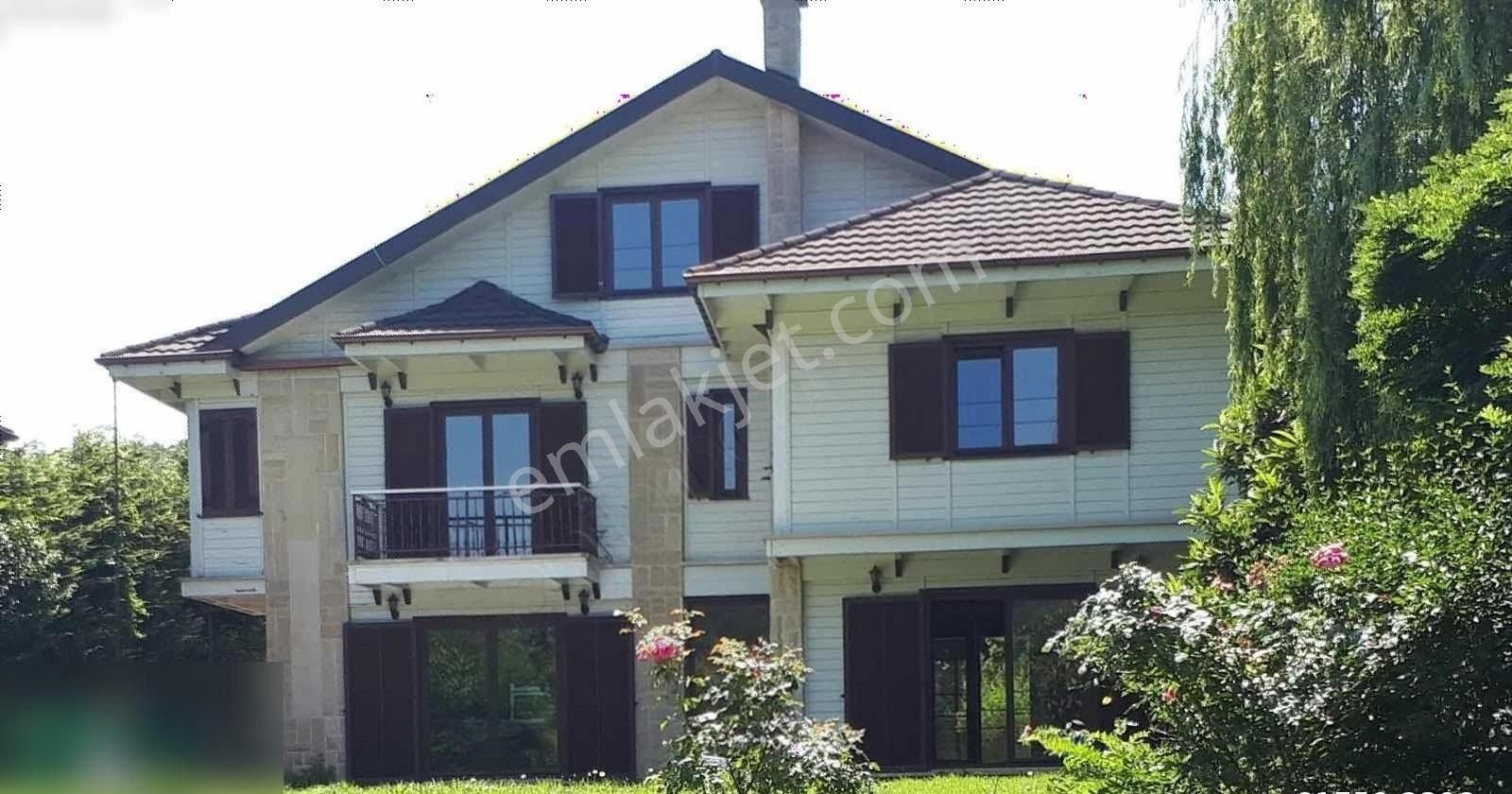 Sarıyer Kumköy Kiralık Villa NOKTADAN ORMANA CEPHE ÖZEL HAVUZLU GENİŞ BAHÇELİ TAM MÜSTAKİL