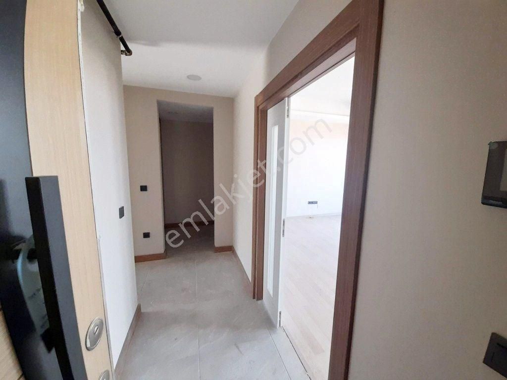 Beylikdüzü Sahil Kiralık Daire Beylikdüzü Sahil Mahallesinde Palm Marinde 3+1 Dubleks Kiralık Daire Deniz Manzaralı