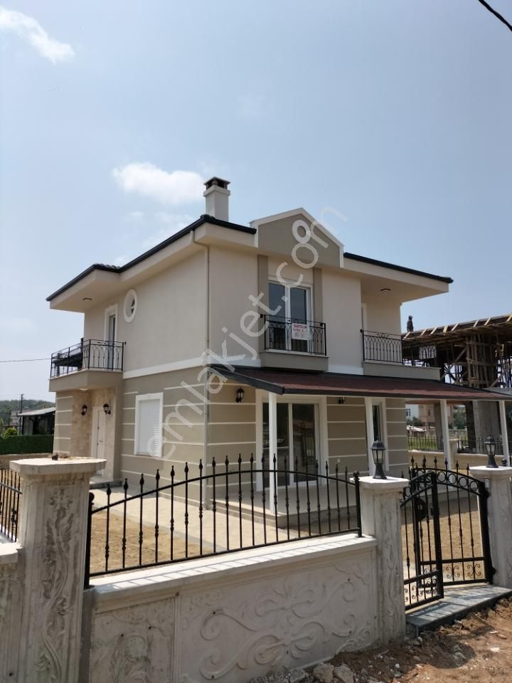 Ayvalık Küçükköy Satılık Villa HARİKA KONUMDA 4+1 MÜSTAKİL SIFIR VİLLA 