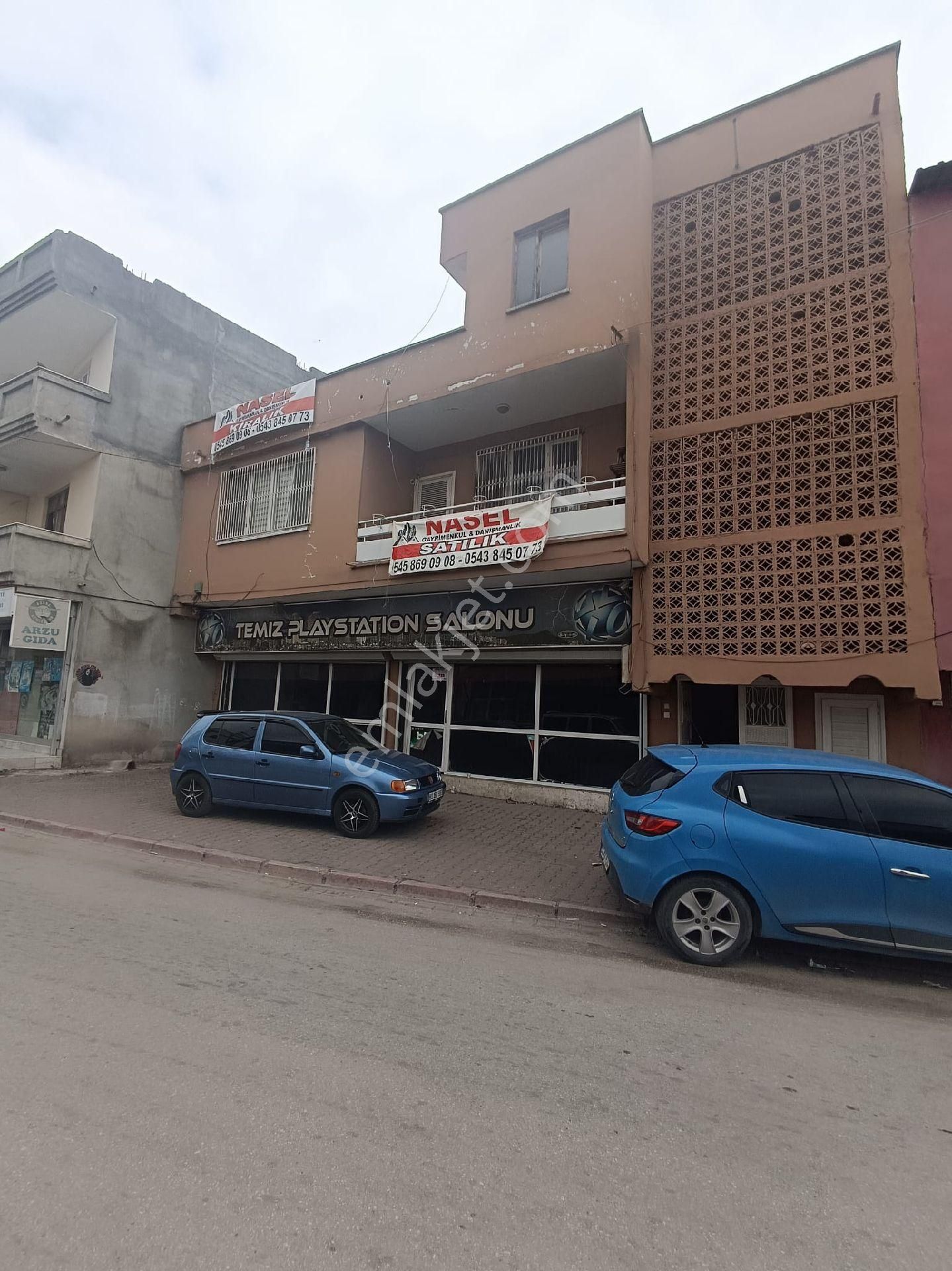 Seyhan Şakirpaşa Satılık Müstakil Ev Krediye Uygun 342 metrekare 2 Daire 1 Dükkan 1  Arsa Kelepir 