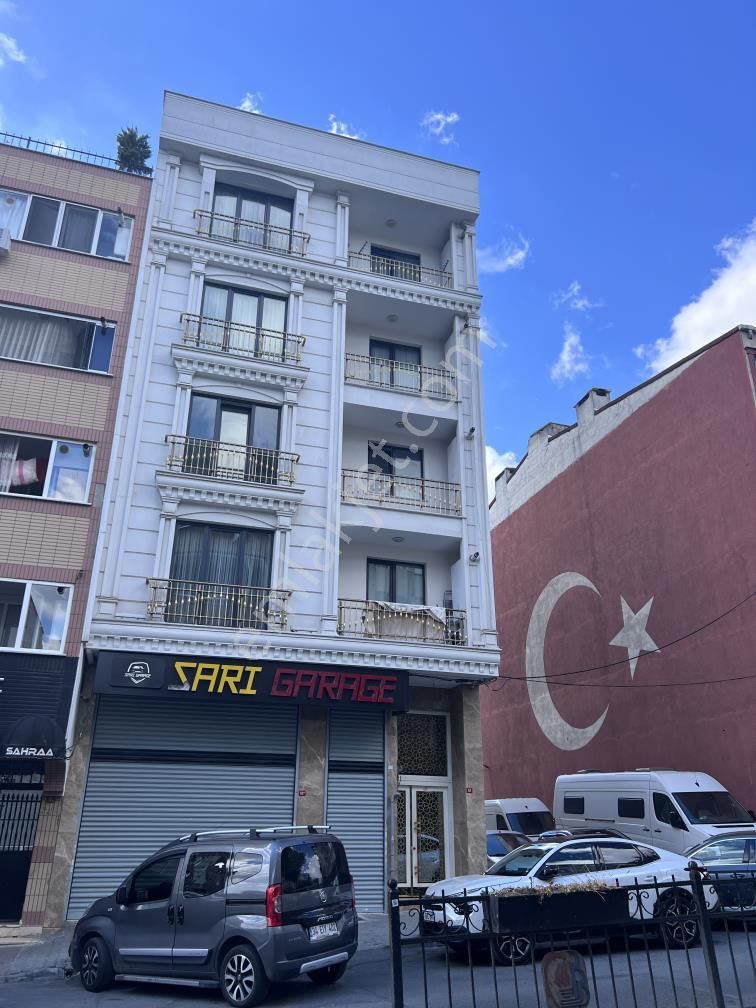 Bayrampaşa Yıldırım Metroya Yakın Kiralık Daire BAYRAMPAŞA 100.YIL CD.ÜZERİNDE YENİ BİNA KİRALI 2+1 DAİRE