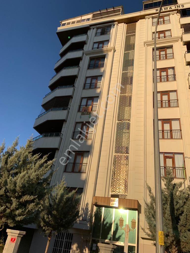 Karaköprü Doğukent Kiralık Daire Avcıoğlu emlâk'tan kiralık 4+2 dubleks daire 