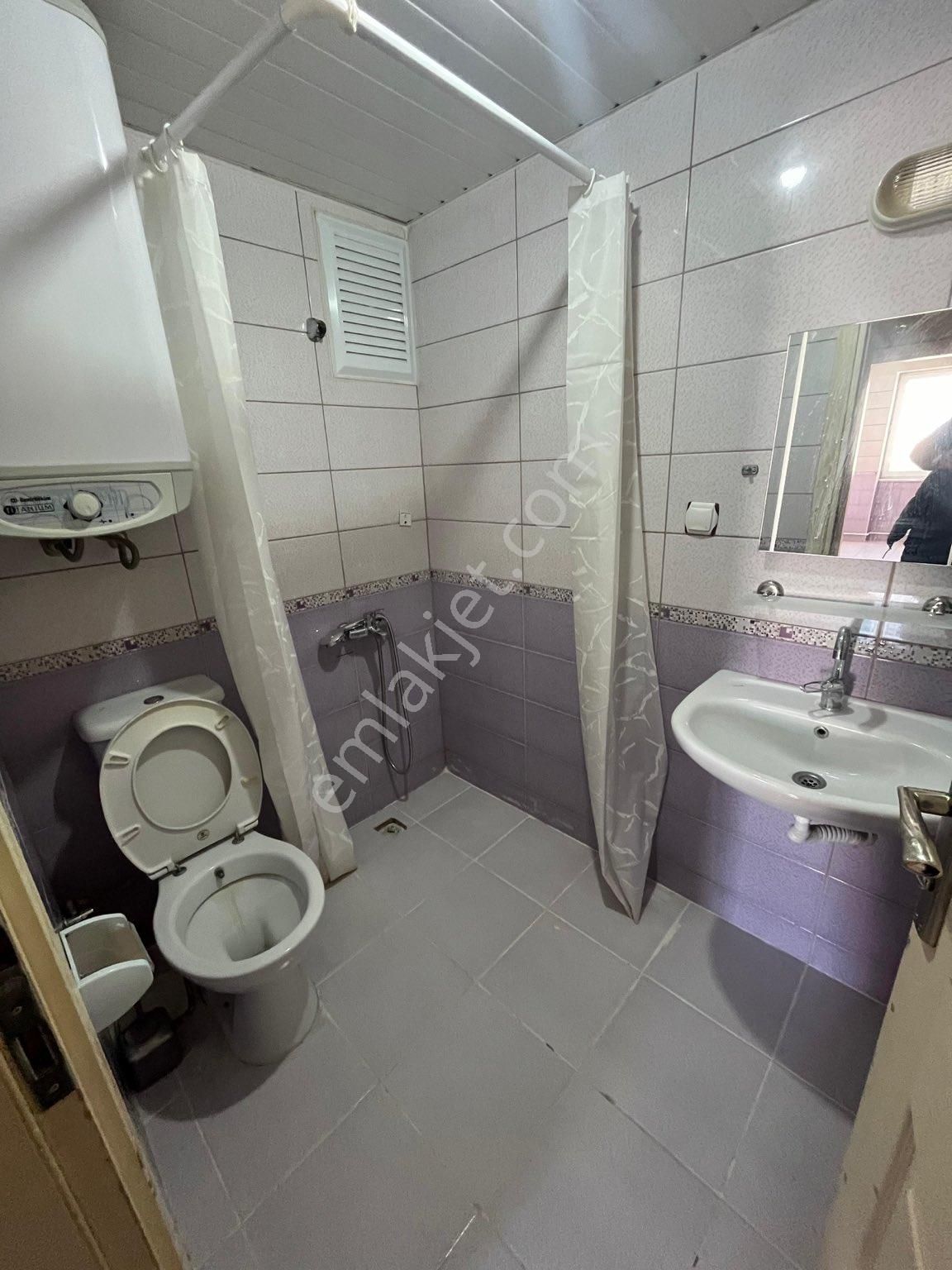 Isparta Merkez Fatih Kiralık Daire Kiralık 2+1 BALKONLU GENİŞ APART