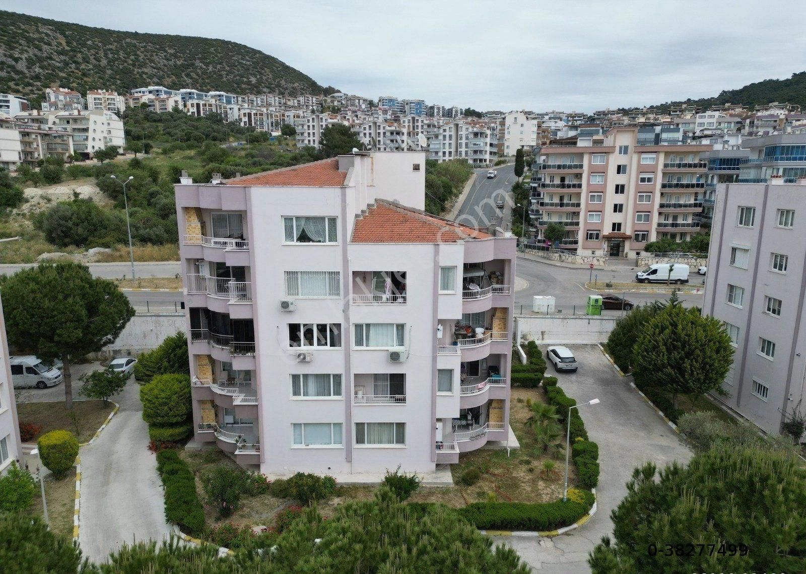 Kuşadası Ege Satılık Daire EGE MAHALLESİNDE SİTE İÇERİSİNDE MUHTEŞEM KONUMDA ARAKAT DAİRE