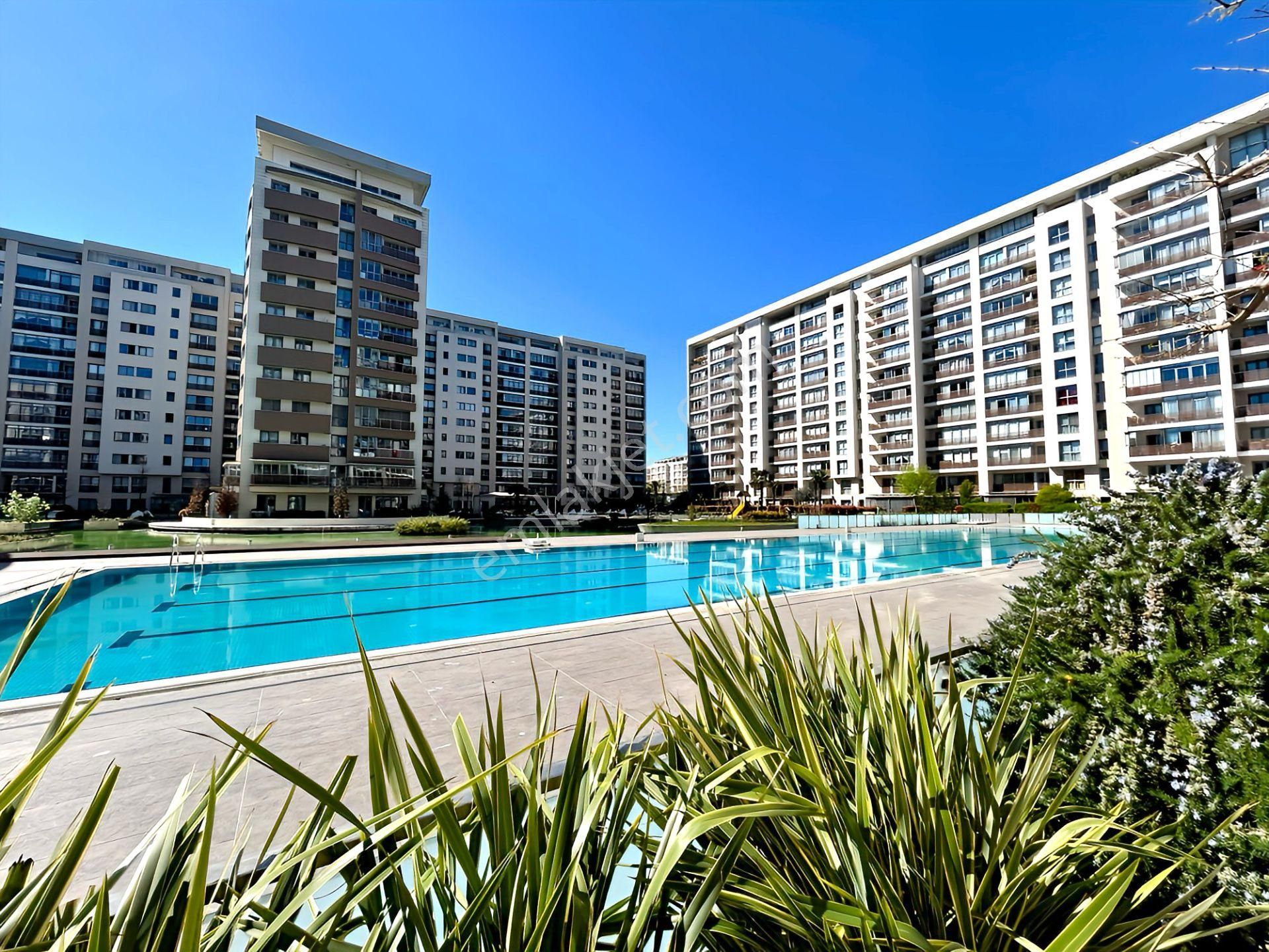 Sancaktepe Emek Satılık Daire  SEEWORLD SİNPAŞ AQUA CİTY 2010 2+1 ŞEREFİYELİ SATILIK 118m2 aquacity