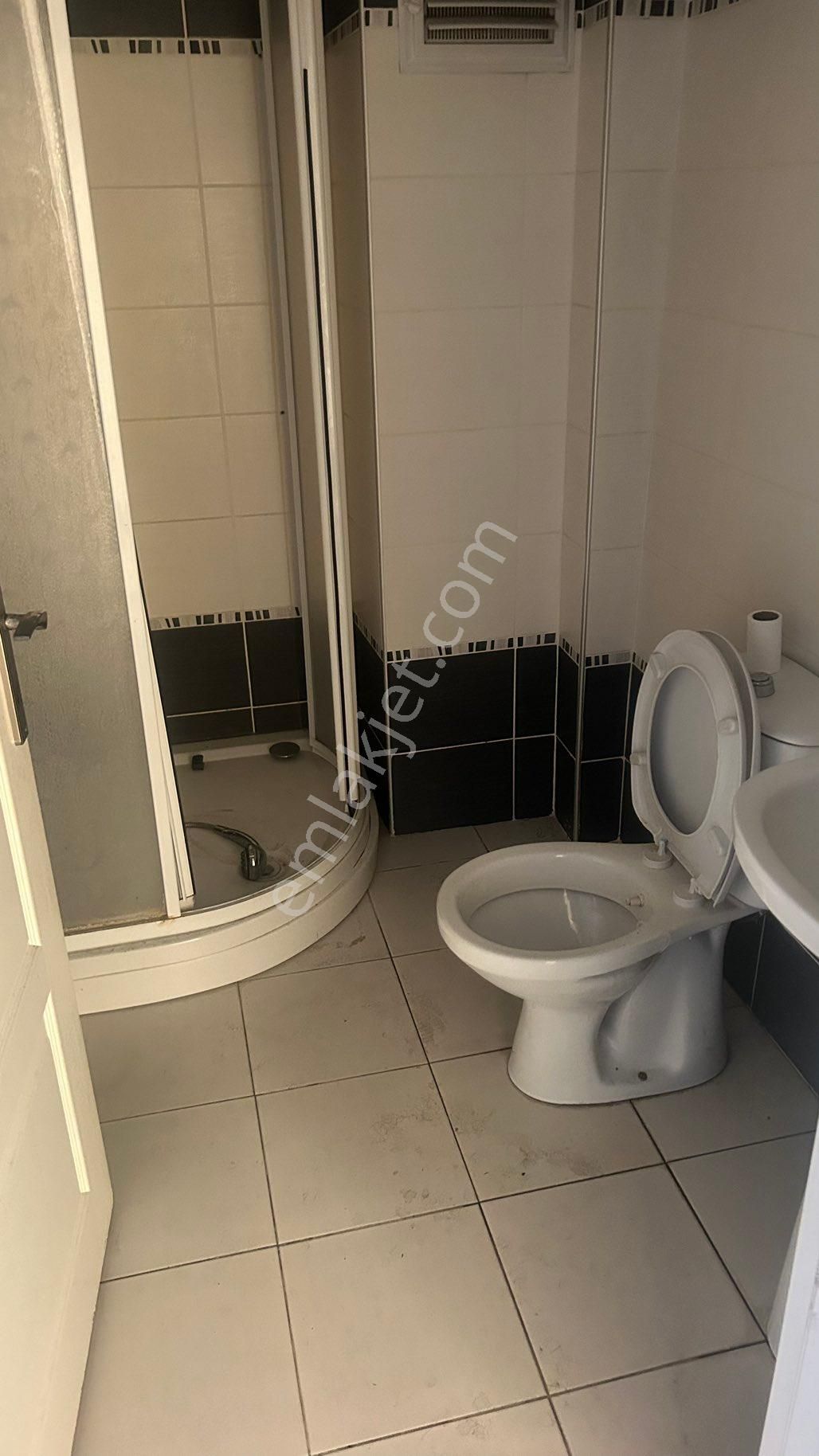 Odunpazarı Arifiye Kiralık Daire ÇARŞI MERKEZİNDE BAKIMLI 1+1 DAİRE