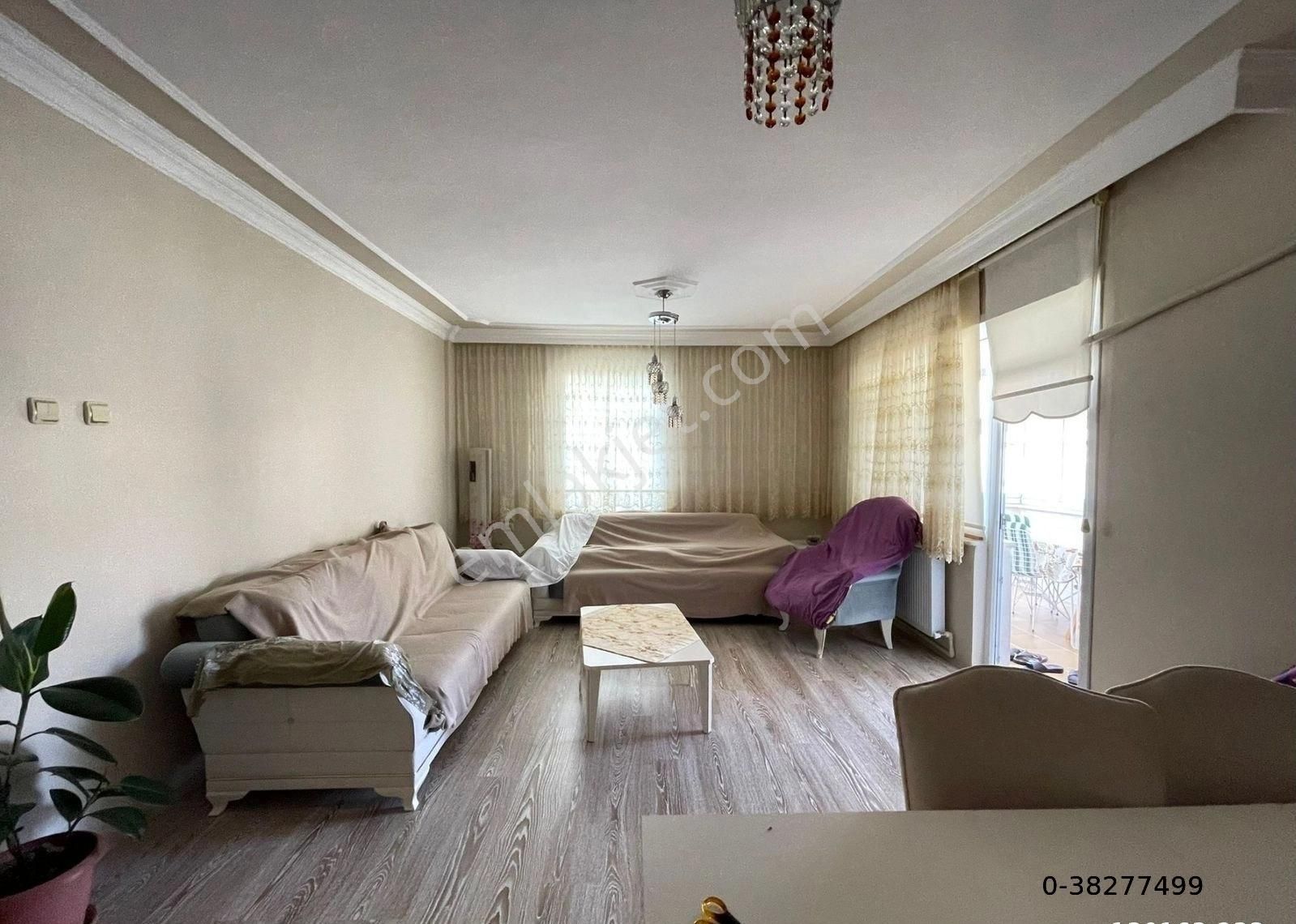 Gemlik Kumla Kiralık Daire Cumhuriyet Mahallaesi'nde Site İçi Ful Yapılı Kiralık 3+1 Daire