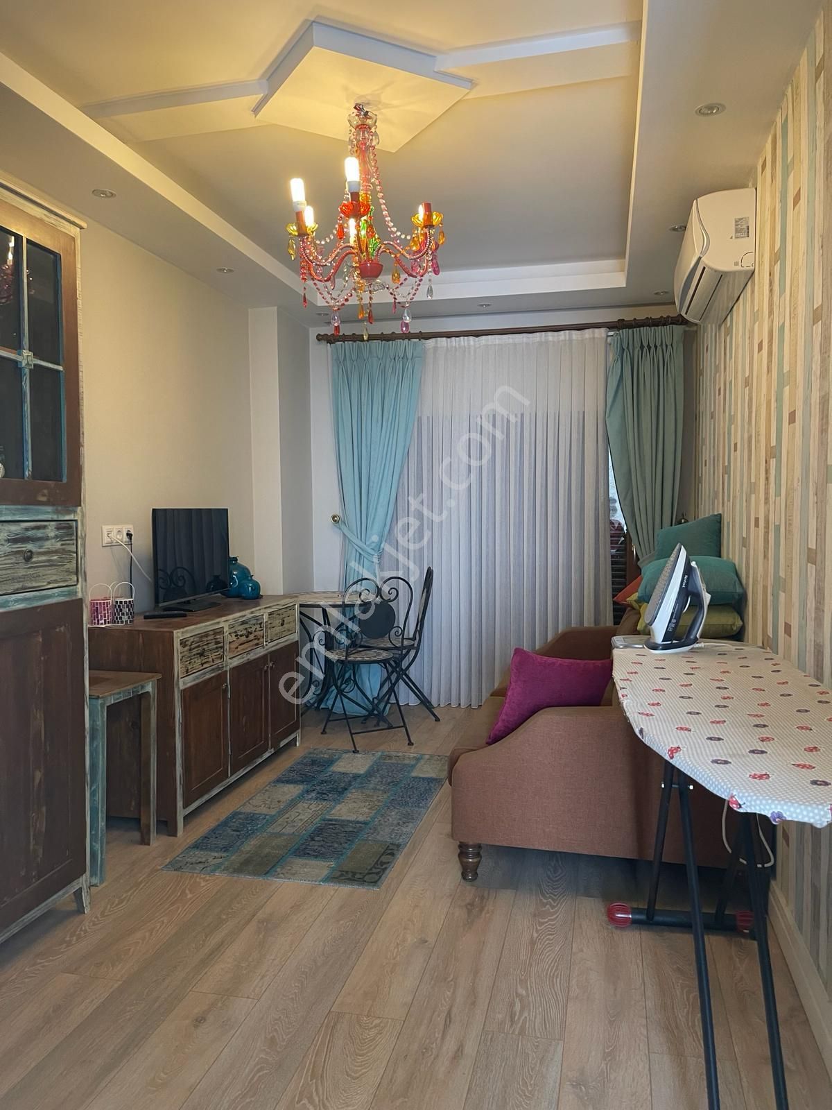 Ayvada'dan Ayvalık Sahilkent’te Deniz Manzaralı Lüks Tripleks Villa