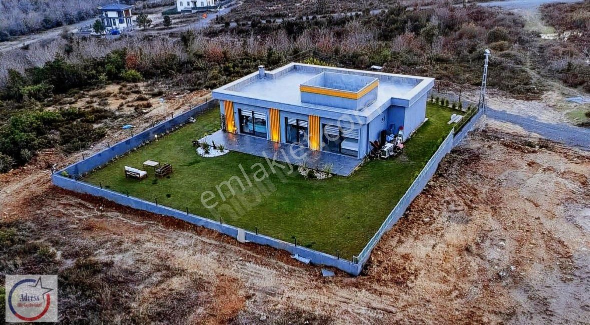 Beykoz Riva Satılık Villa  ADRESS LİFE'DAN İYİ KONUMDA İŞ YERİ KULLANIMINA UYGUN VİLLA