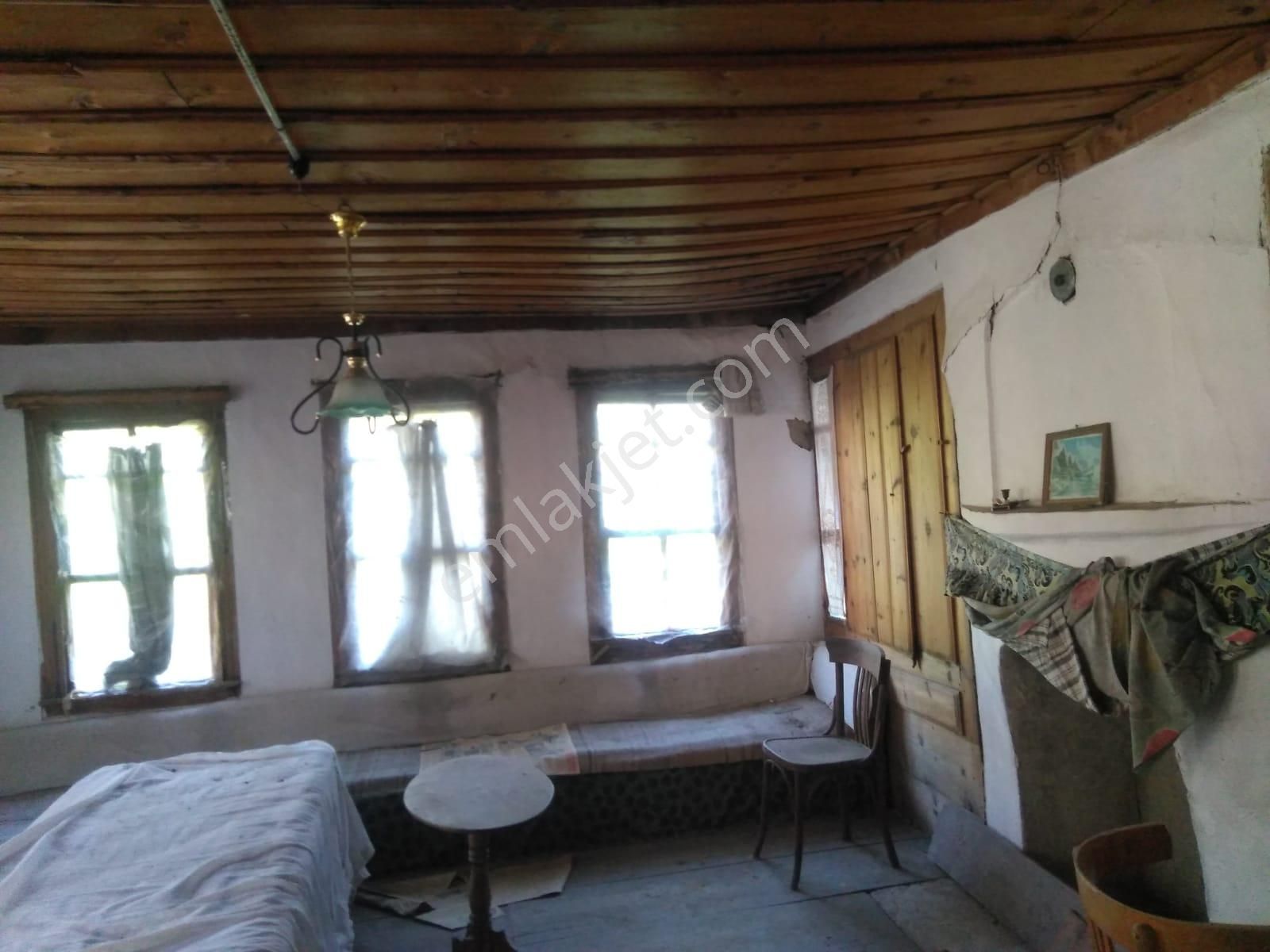 Mudurnu Hızırfakı Mh.de Satılık Konak - Görsel 24