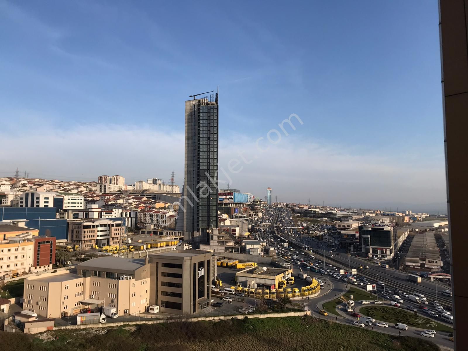 Esenyurt Zafer Satılık Daire  Babacan Premium Satılık Yüksek Kat Balkonlu Şehir Manzaralı 1+1