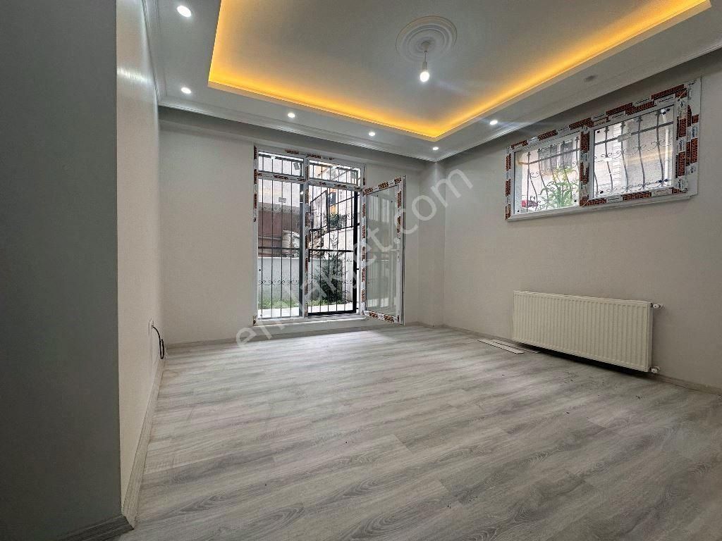 Avcılar Gümüşpala Kiralık Daire GÜMÜŞPALA ŞÜKRÜBEY METROBÜS DURAĞI YAKINI KİRALIK SIFIR 1+1 BAHÇELİ BAHÇE KAT DAİRE