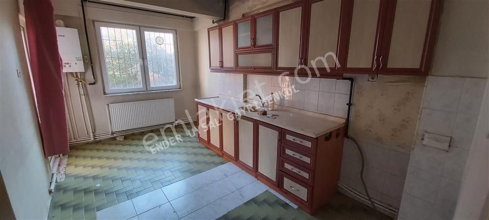 Merkezefendi Değirmenönü Kiralık Daire  ENDER UYSALDAN LOZAN CADDESİNDE KİRALIK İKİ ODA BİR MUTFAK KOMBİLİ DAİRE