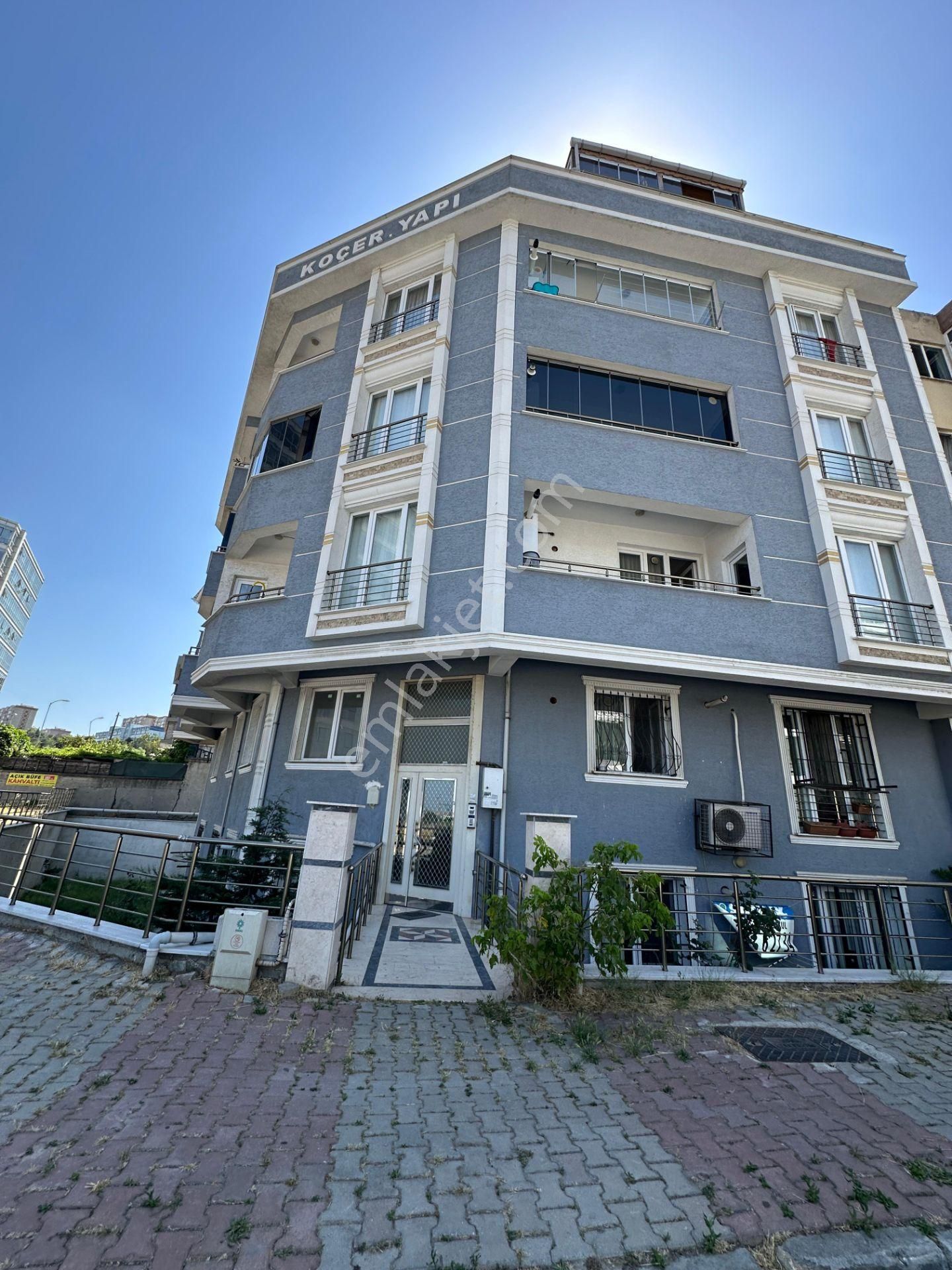 Beylikdüzü Yakuplu Metrobüse Yakın Kiralık Daire  BEYLİKDÜZÜ YAKUPLU MAHALLESİ 3+1 KİRALIK DAİRE