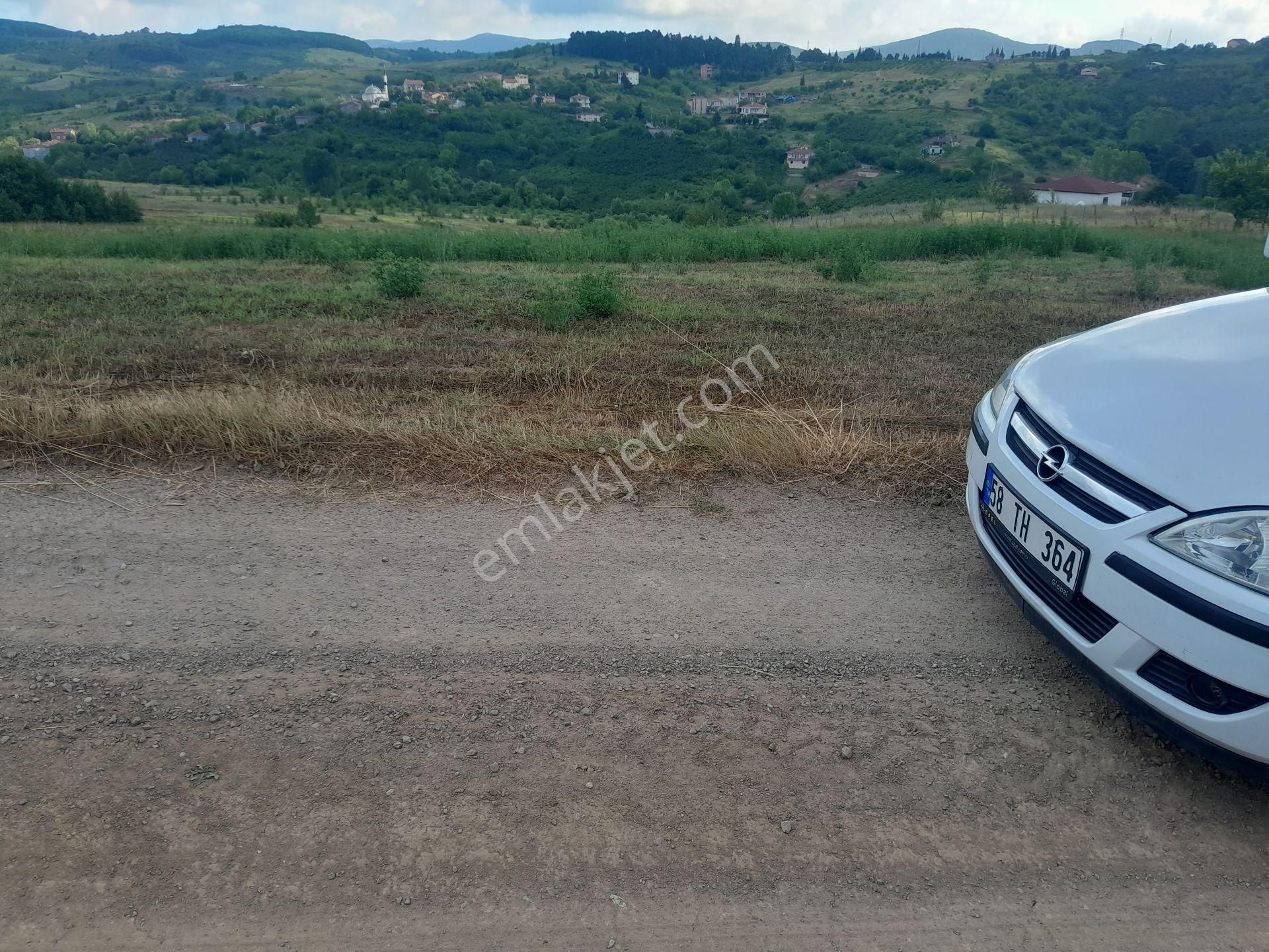 Şile Geredeli Satılık Tarla  İiİstanbul Emlak'tan Ağva Merkeze ve denize yakın doğa manzaralı 2479m2 müstakil tapulu