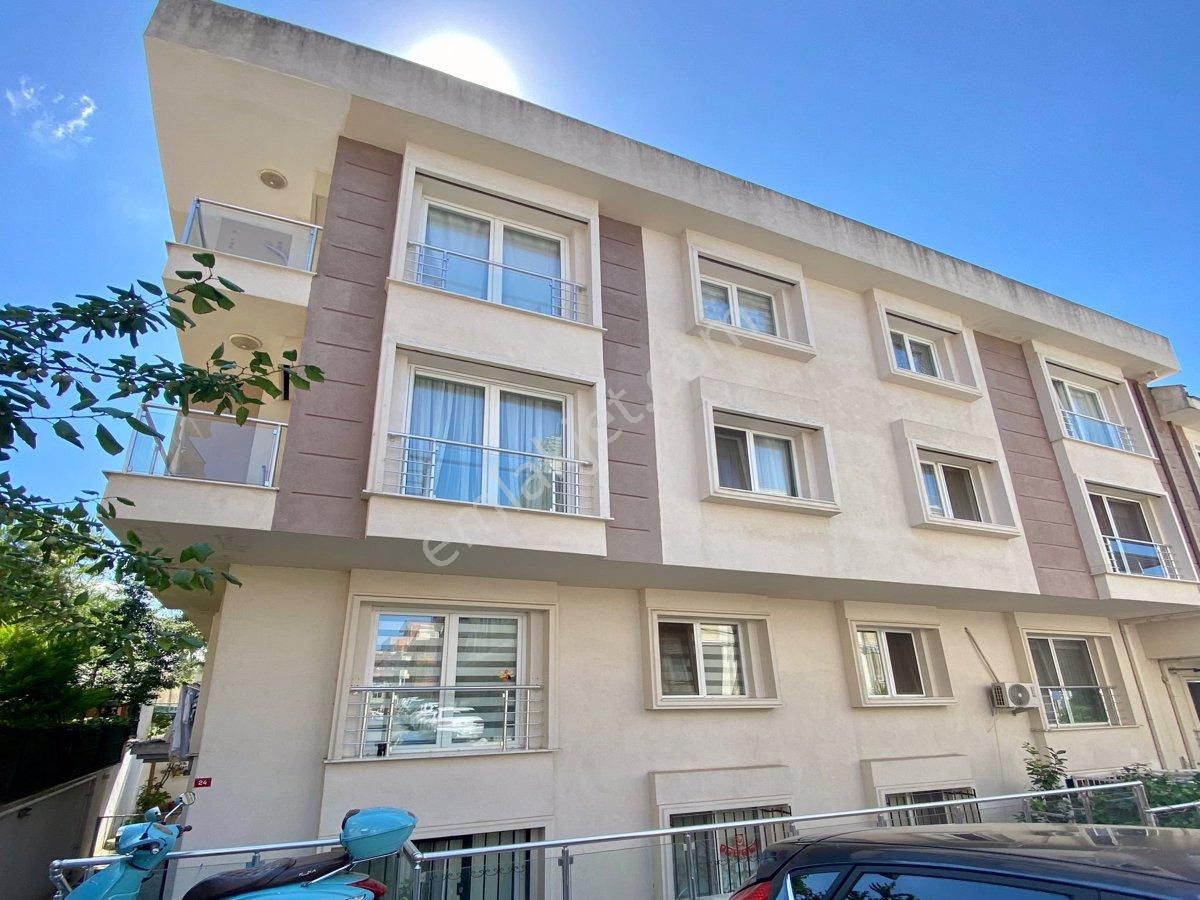 Üsküdar Küçük Çamlıca Okula Yakın Kiralık Daire Remax Anı 'Dan Üsküdar Küçükçamlıca 'Da 4+1 Eşyalı Dubleks Daire