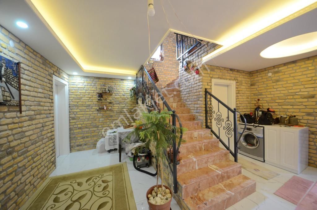 Konyaaltı Hisarçandırda Dağ Manzaralı İkiz Villa - Görsel 13