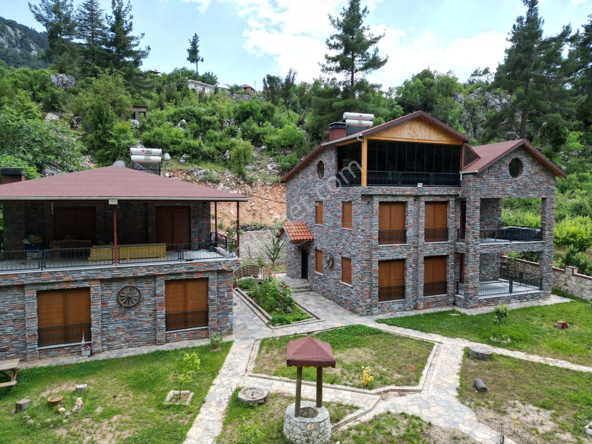 Konyaaltı Hisarçandır Satılık Villa Konyaaltı Hisarçandırda Dağ Manzaralı İkiz Villa