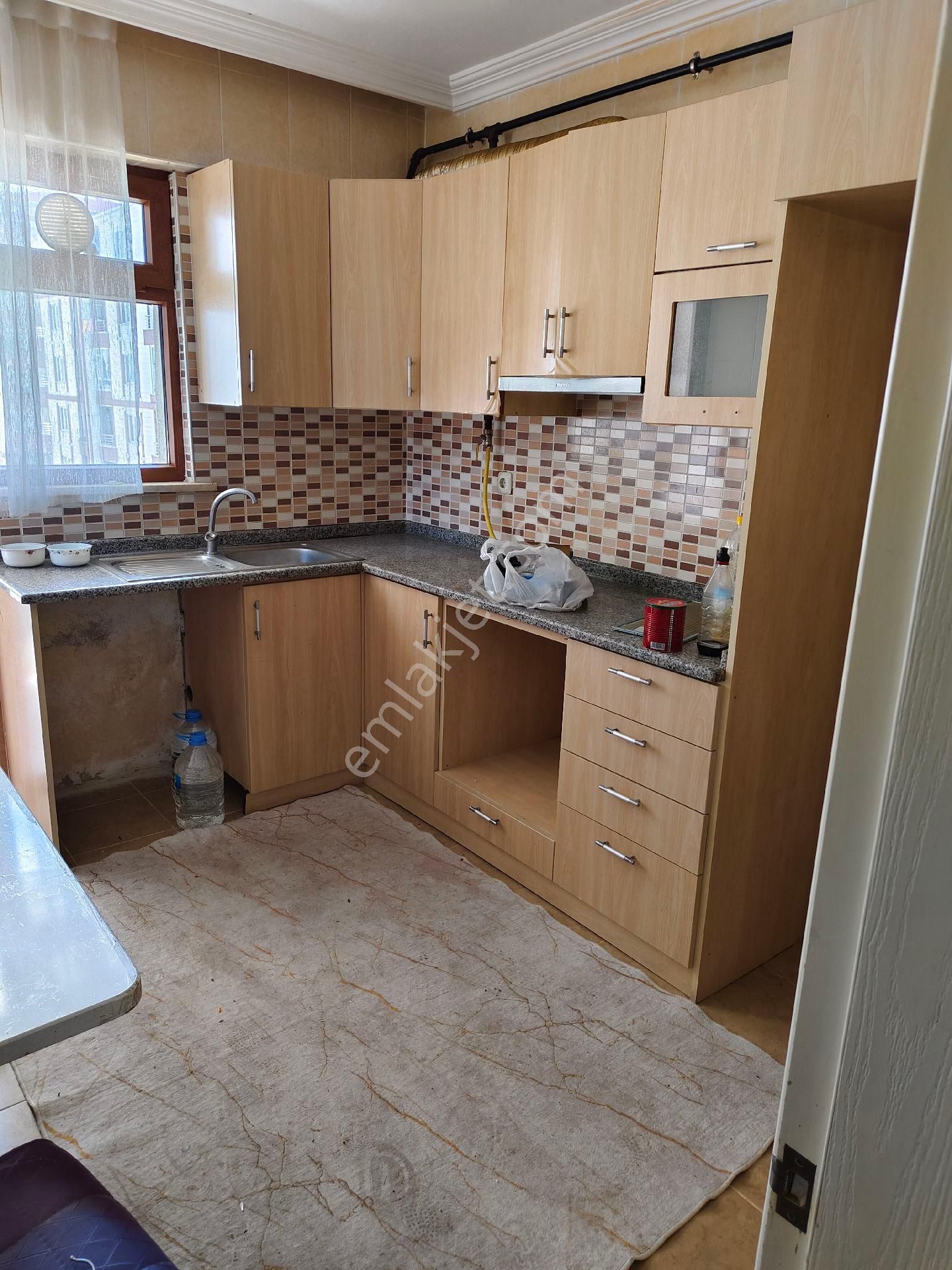 Çorlu Muhittin Kiralık Daire ÇORLU.MUHİTİN.MAH.DE.KİRALİK.2T1 ARAKAT .DAİRE