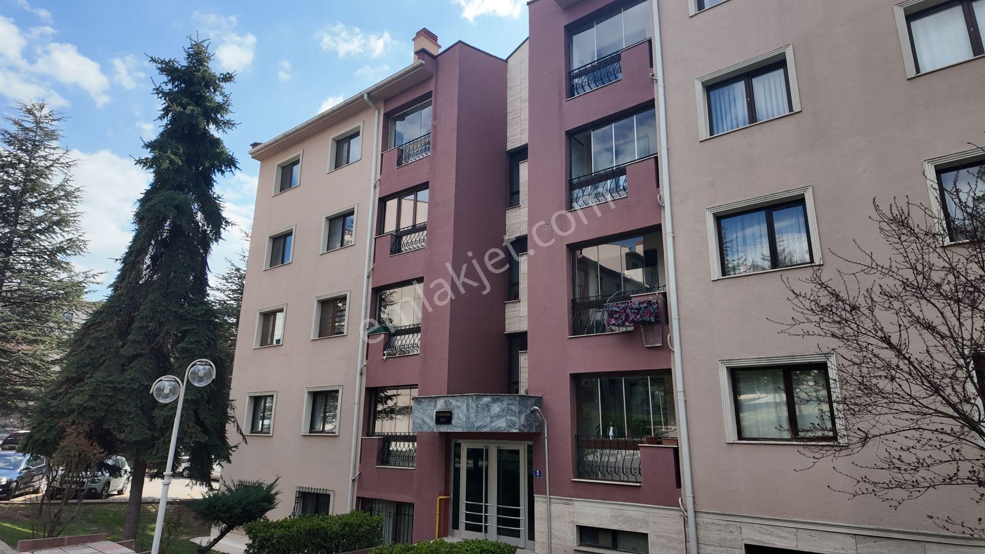 Yenimahalle Yeni Batı Satılık Daire  YENİ BATI MAH. SİYASAL 90 SİTESİNDE SATILIK 3+1 DAİRE