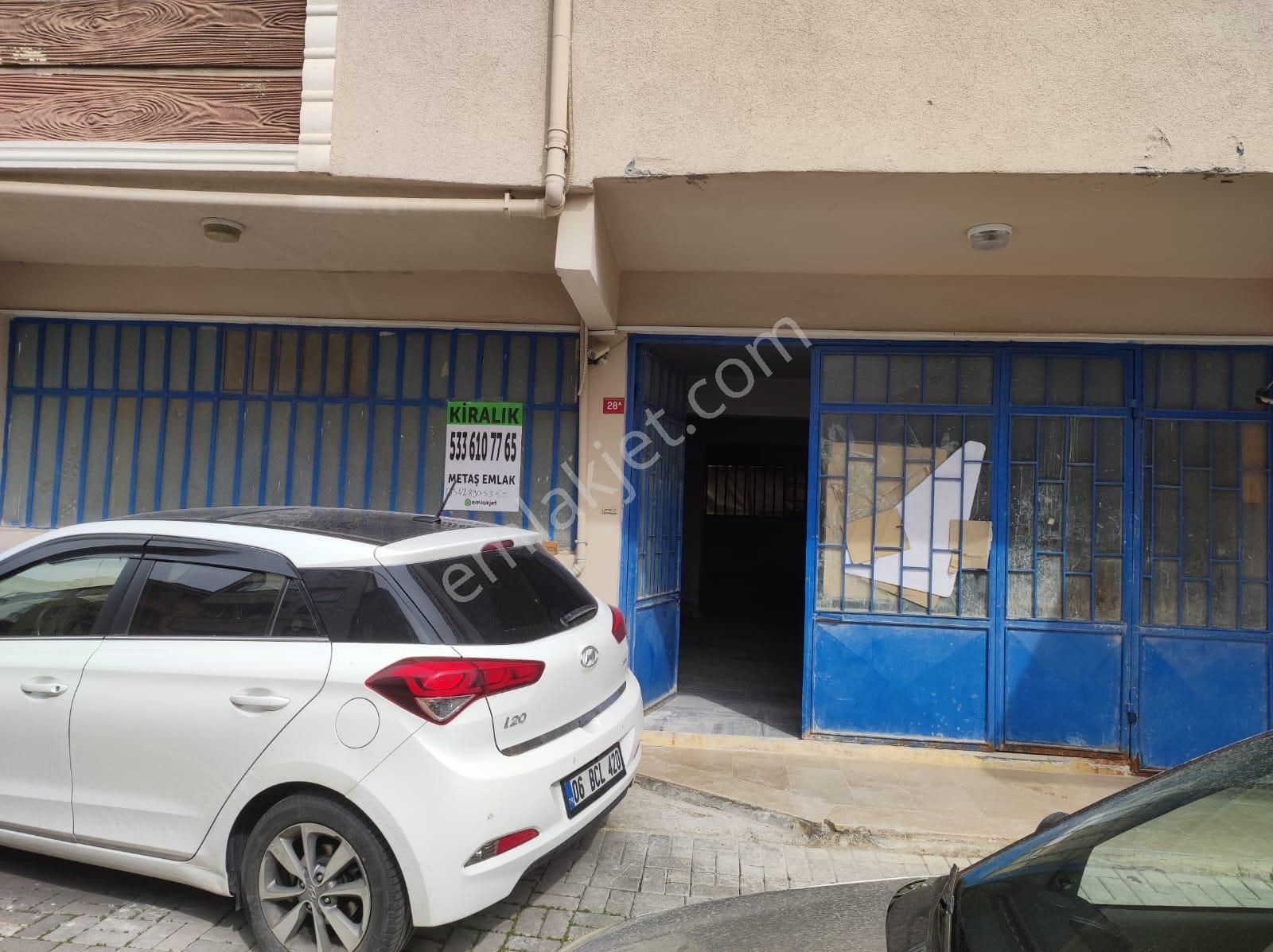 Pendik Orhangazi Kiralık Dükkan & Mağaza  PENDİK ESENYALI KİRALIK UYGUN FİYAT YOL ÜSTÜ DÜZ AYAK 160M2 DEPO DÜKKAN 