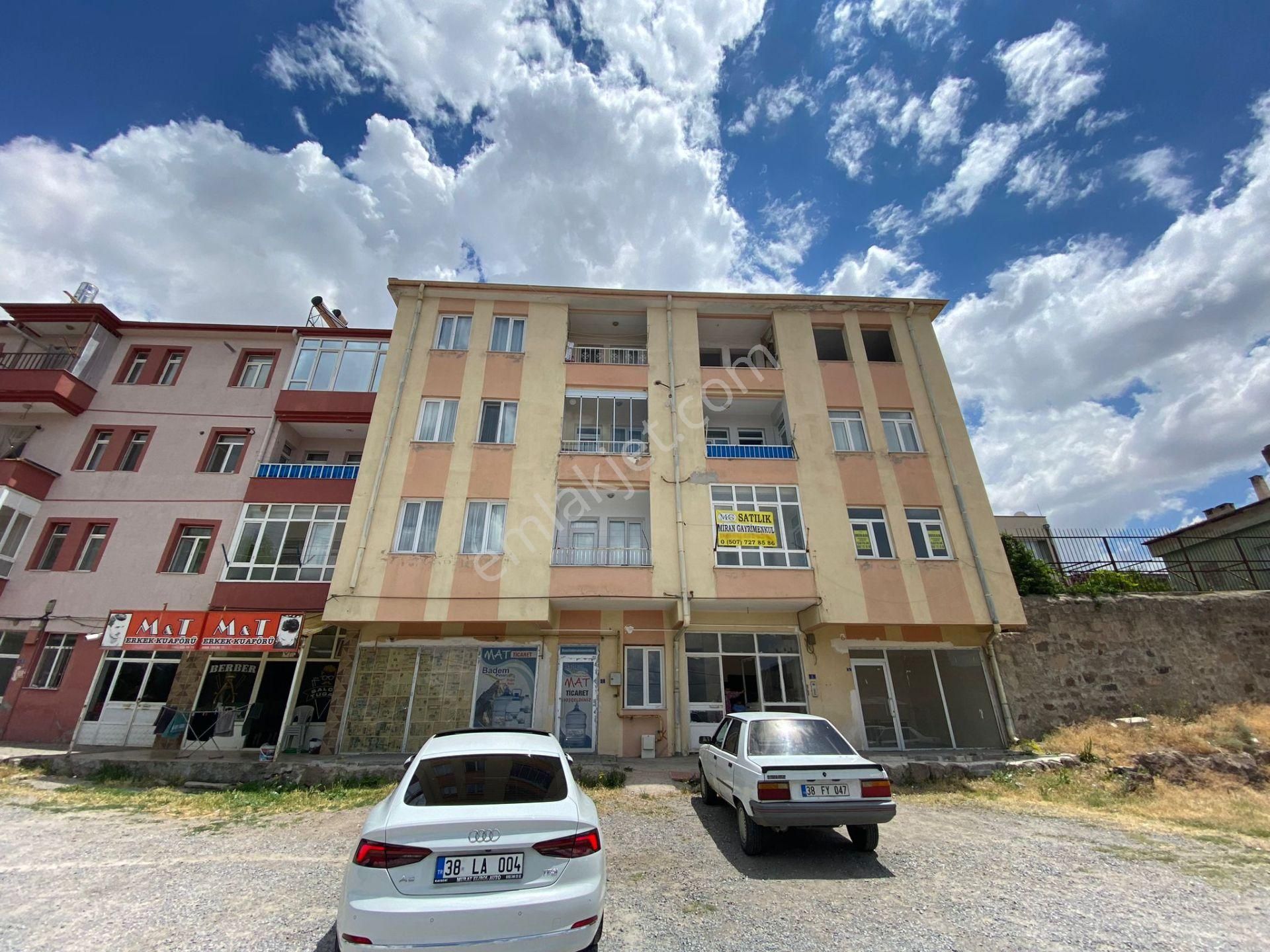 Melikgazi Mimarsinan Satılık Daire  MİMARSİNAN MAH. MANZARALI 3+1 150M2 SATILIK DAİRE