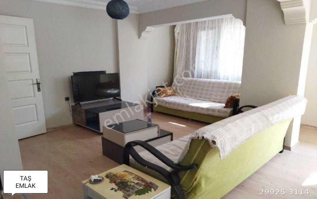 Ayvalık Küçükköy Satılık Daire BADAVUT KOYUNDA PLAJA YAKIN 2+1 DAİRE