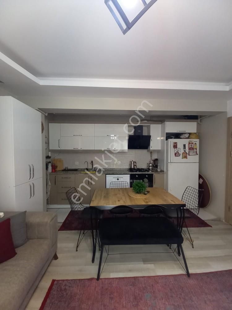 Buca İnkılap Satılık Daire İNKILAP MAH.ŞİRİNYER İZBAN YAKINI 2+1BAHÇELİ 120 M2SATILIK DAİRE