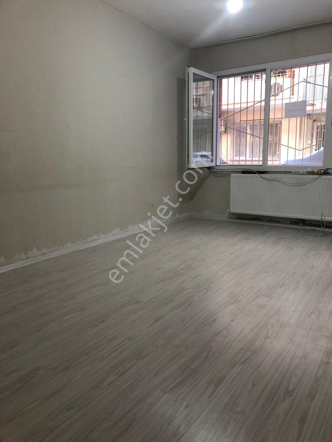 Bornova Karacaoğlan Kiralık Daire BORNOVA KARACAOĞLAN MAHALLESİ KİRALIK DOĞALGAZLI KULLANIŞLI 2+1