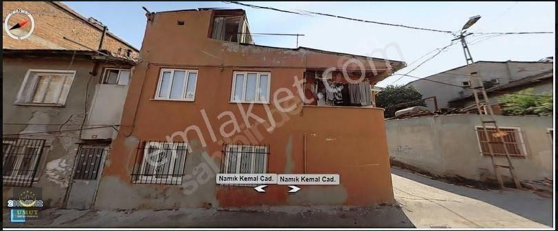 Eyüpsultan Karadolap Satılık Müstakil Ev  Alibeyköy Karadolap'ta Çok Uygun Fiyatlı Köşe Başı Satılık Bina.