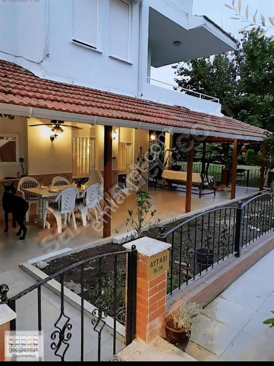 Karaburun Mordoğan Kiralık Villa Mordoğan'da yıllık kiralık villa