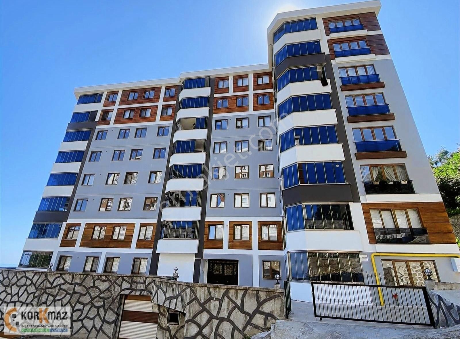 Rize Merkez Müftü Satılık Daire SATILIK 2+1 DAİRE