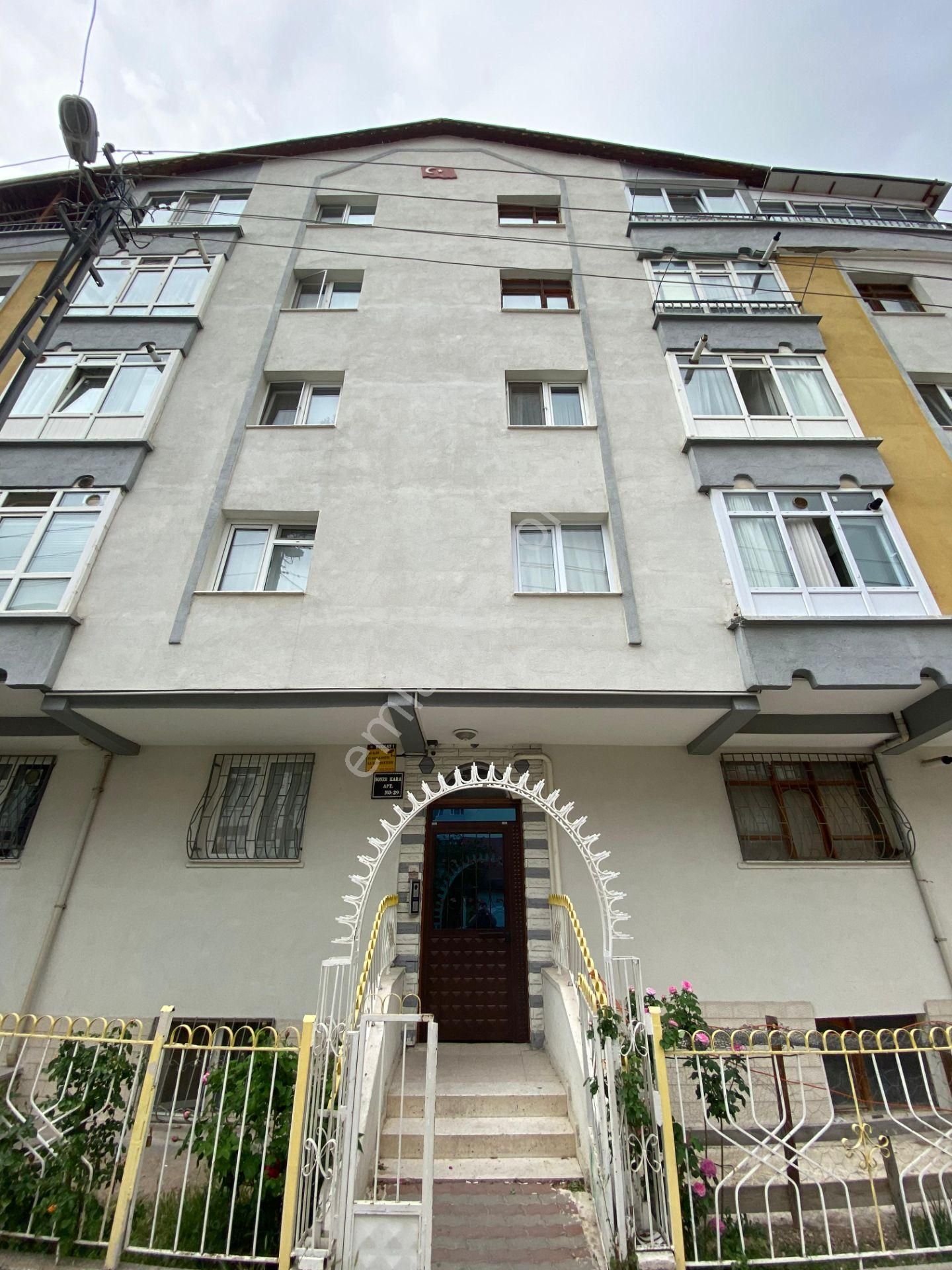 Sincan Mareşal Çakmak Satılık Daire  SİNCAN MAREŞAL ÇAKMAK MAHALLESİNDE 3+1 SATILIK DAİRE