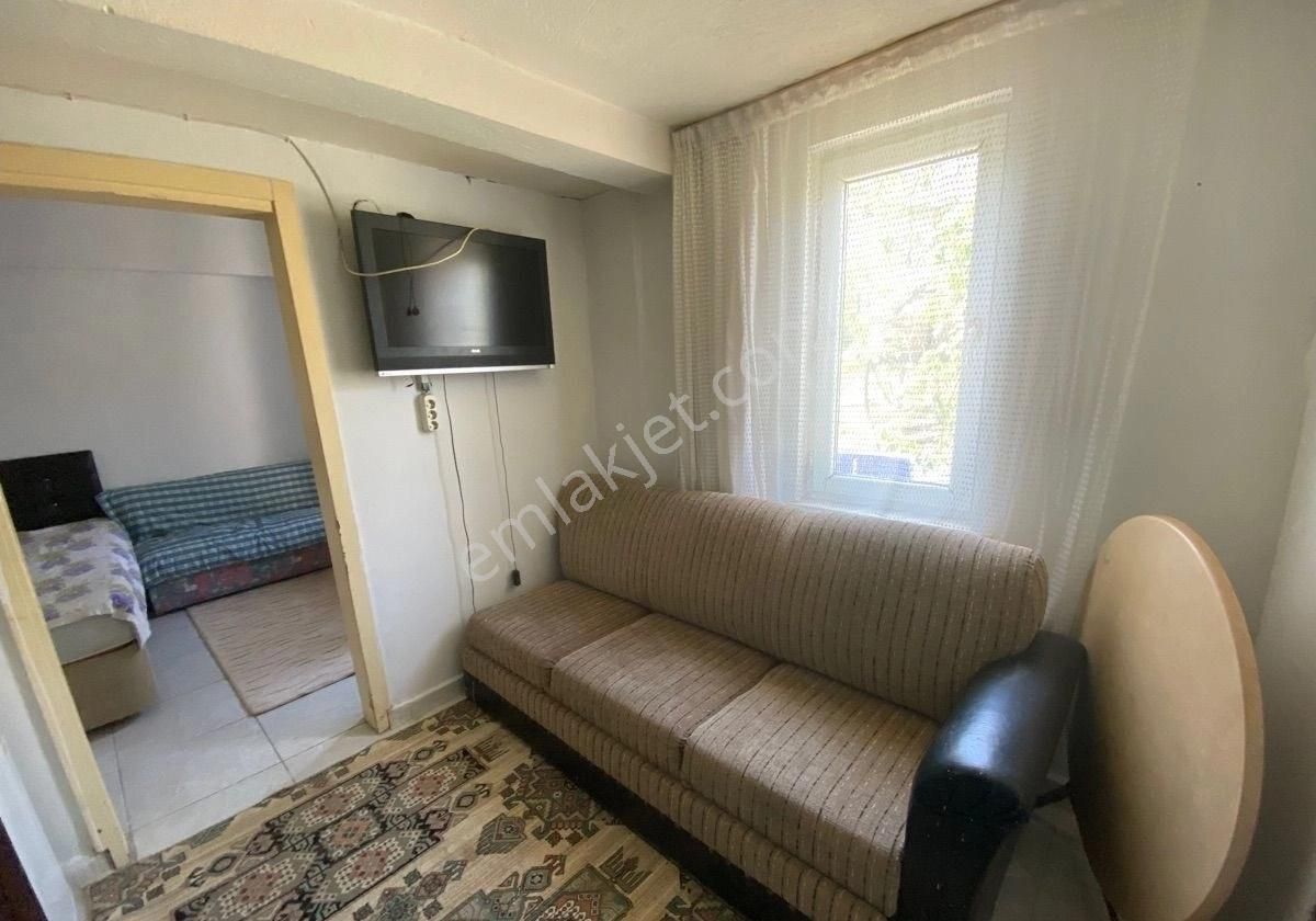 Isparta Merkez Zafer Kiralık Daire Zafer Mahallesinde Eşyalı 1+1 Apart