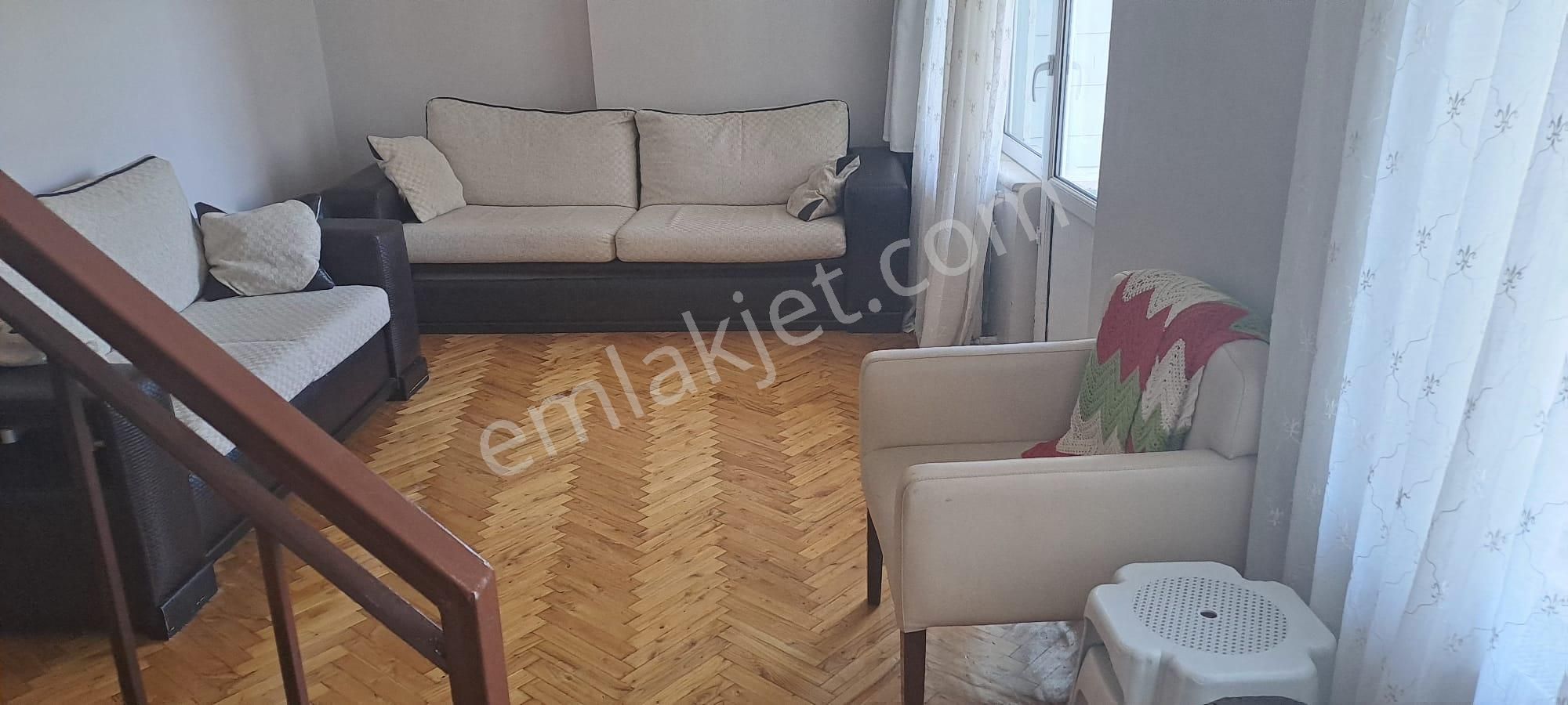 Üsküdar Selami Ali Site İçerisinde Kiralık Daire  AKAL EMLAKTAN MİMARSİNAN DA  KISMI EŞYALI 2+1 DUBLEKS  KİRALIK DAİRE