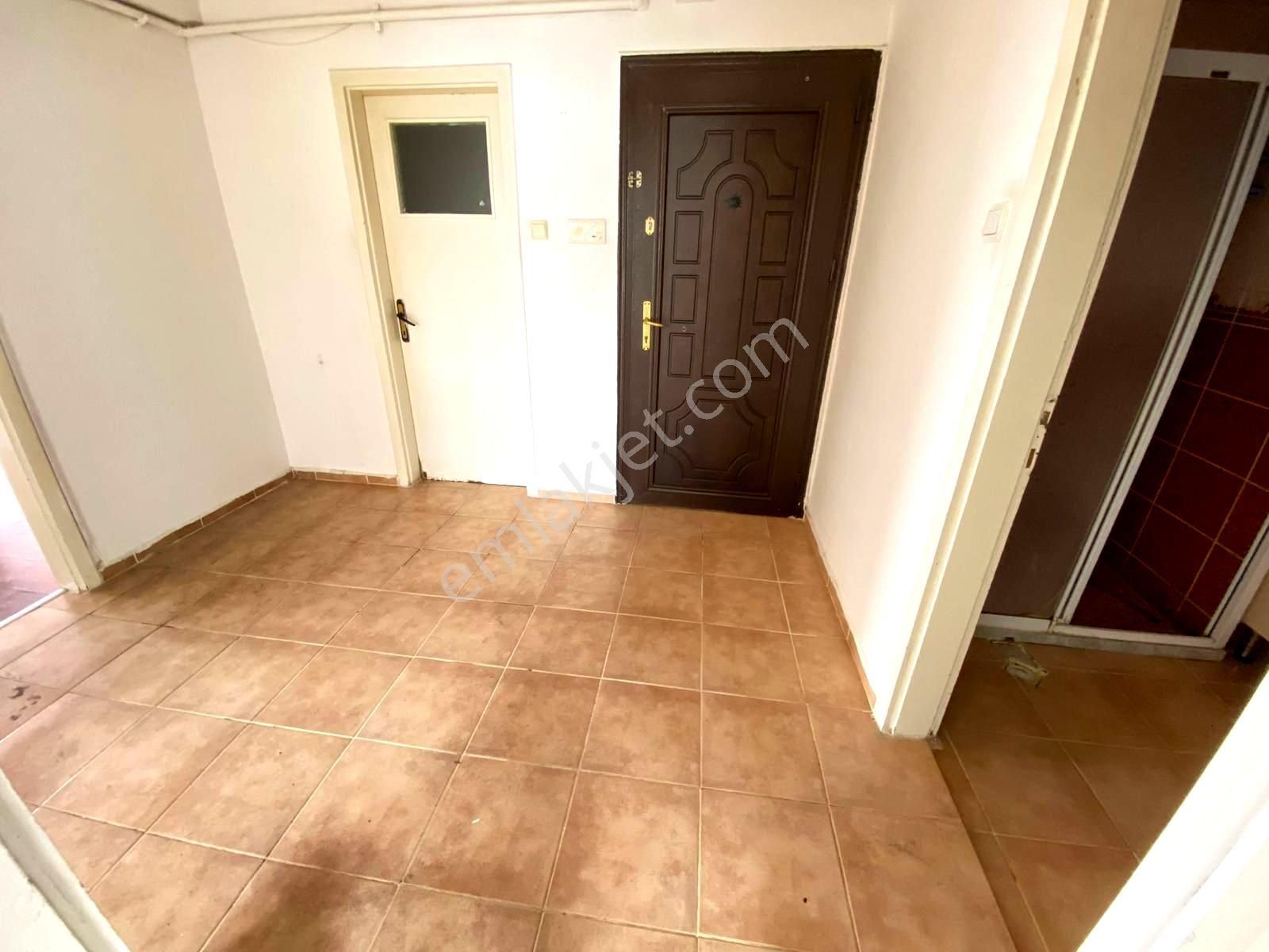 Uzman Emlak'dan Keçiören İncirli Mh'de Katta Manzaralı Güney-batı Cepheli 3+1 Daire - Görsel 18