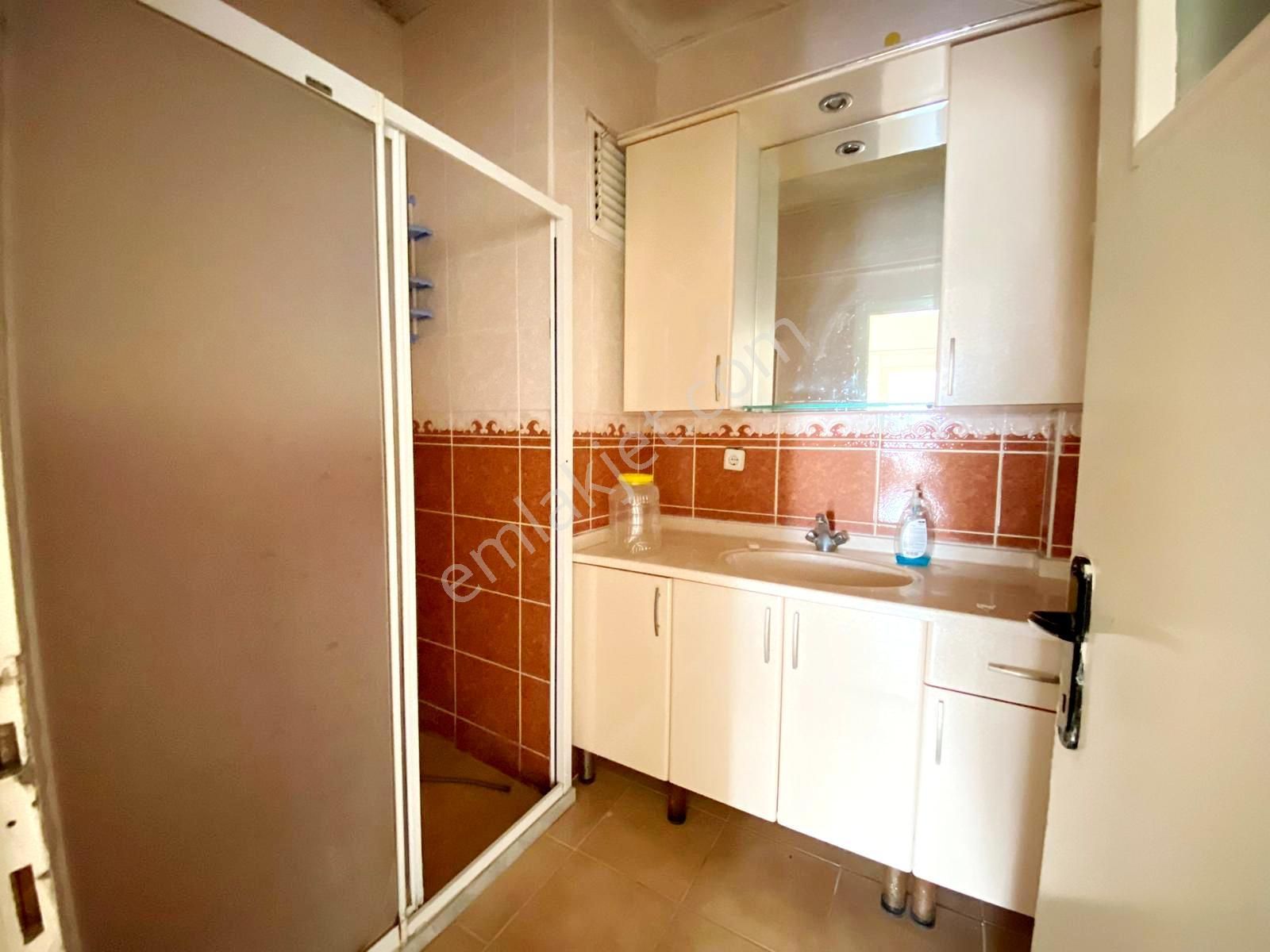 Uzman Emlak'dan Keçiören İncirli Mh'de Katta Manzaralı Güney-batı Cepheli 3+1 Daire - Görsel 15