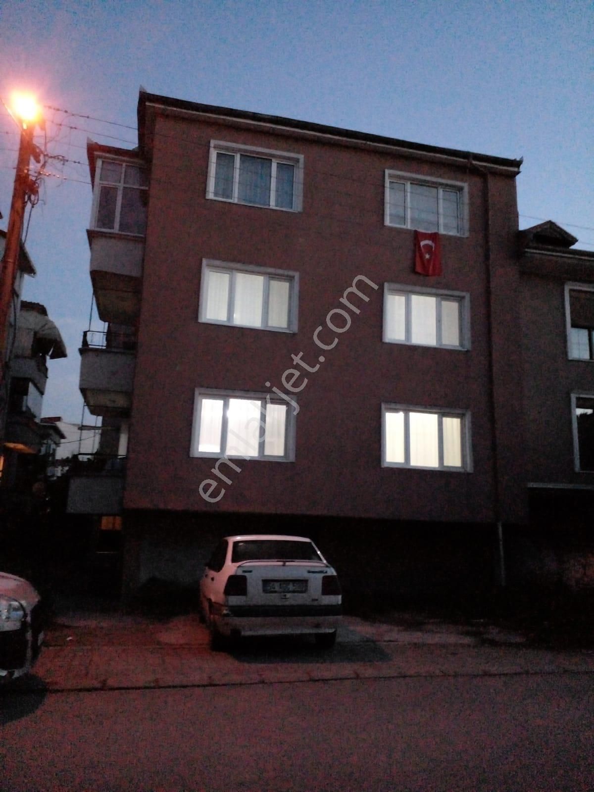 Adapazarı Şeker Satılık Daire  SAKARYA ADAPAZARINDA MİLLET BAHÇESİNİN YANINDA SATILIK 2+1 DAİRE