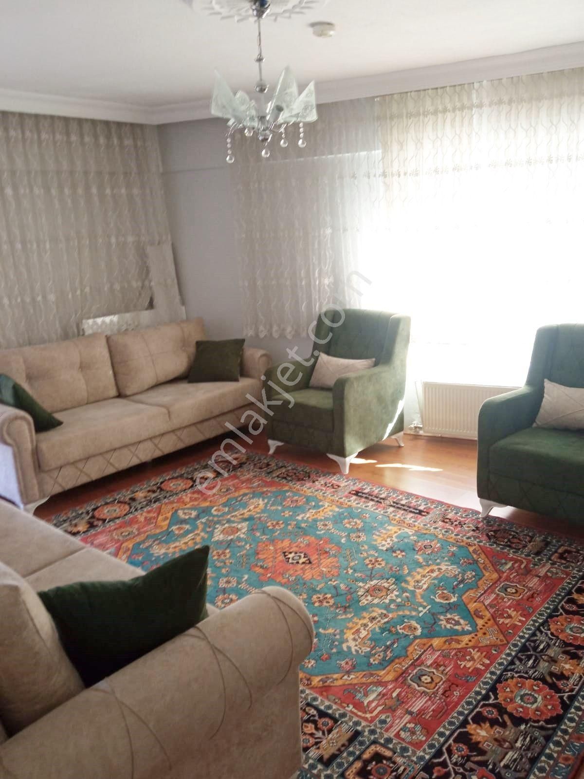 Mamak Altıağaç Satılık Daire  ALTIAĞAÇ'TA CADDE ÜZERİ 3+1 SATILIK DAİRE