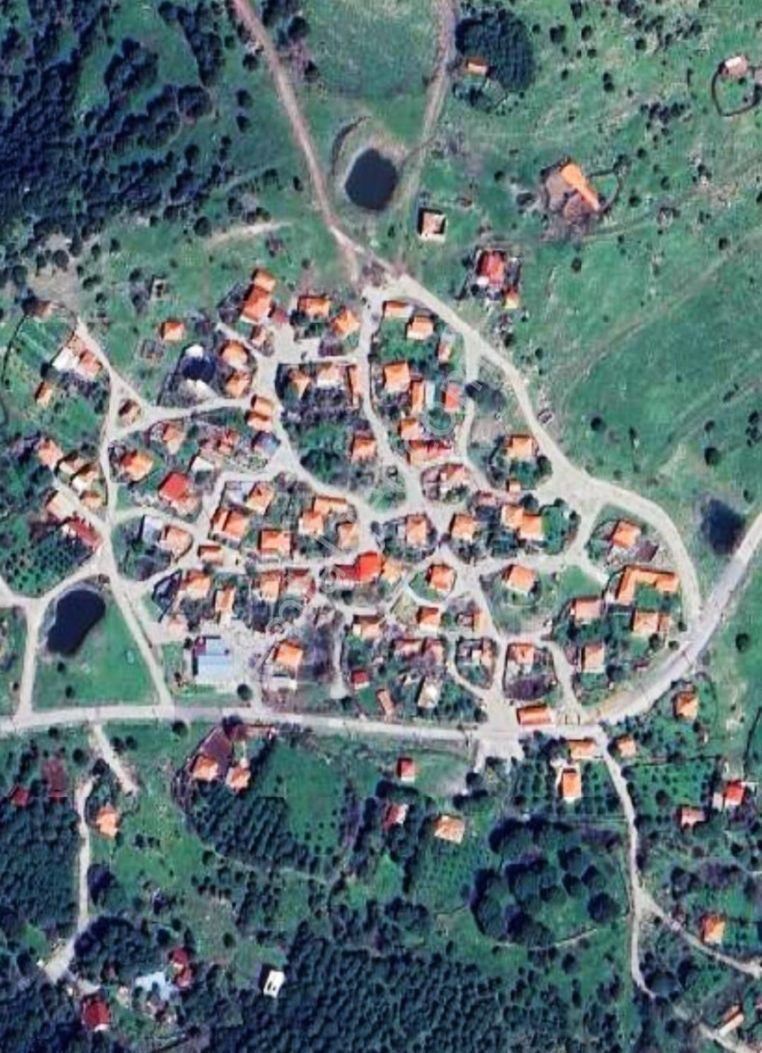 Dikili Katıralanı Satılık Villa İmarlı Ümmetoğlu'ndan ( 464,39 M2 ) Yatırımlık Villa İmarlı Arsa