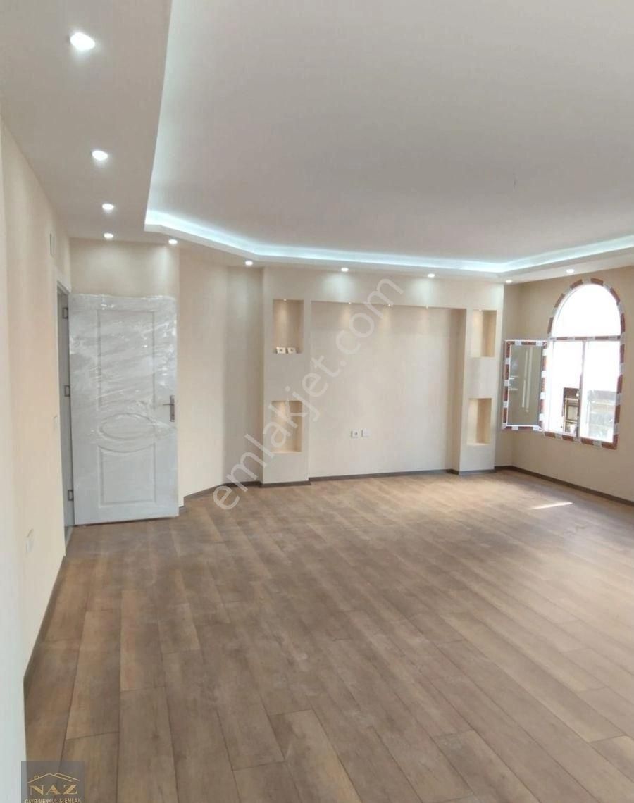 Gazi Mahallesinde 4+1 Ferah Daire - Görsel 16