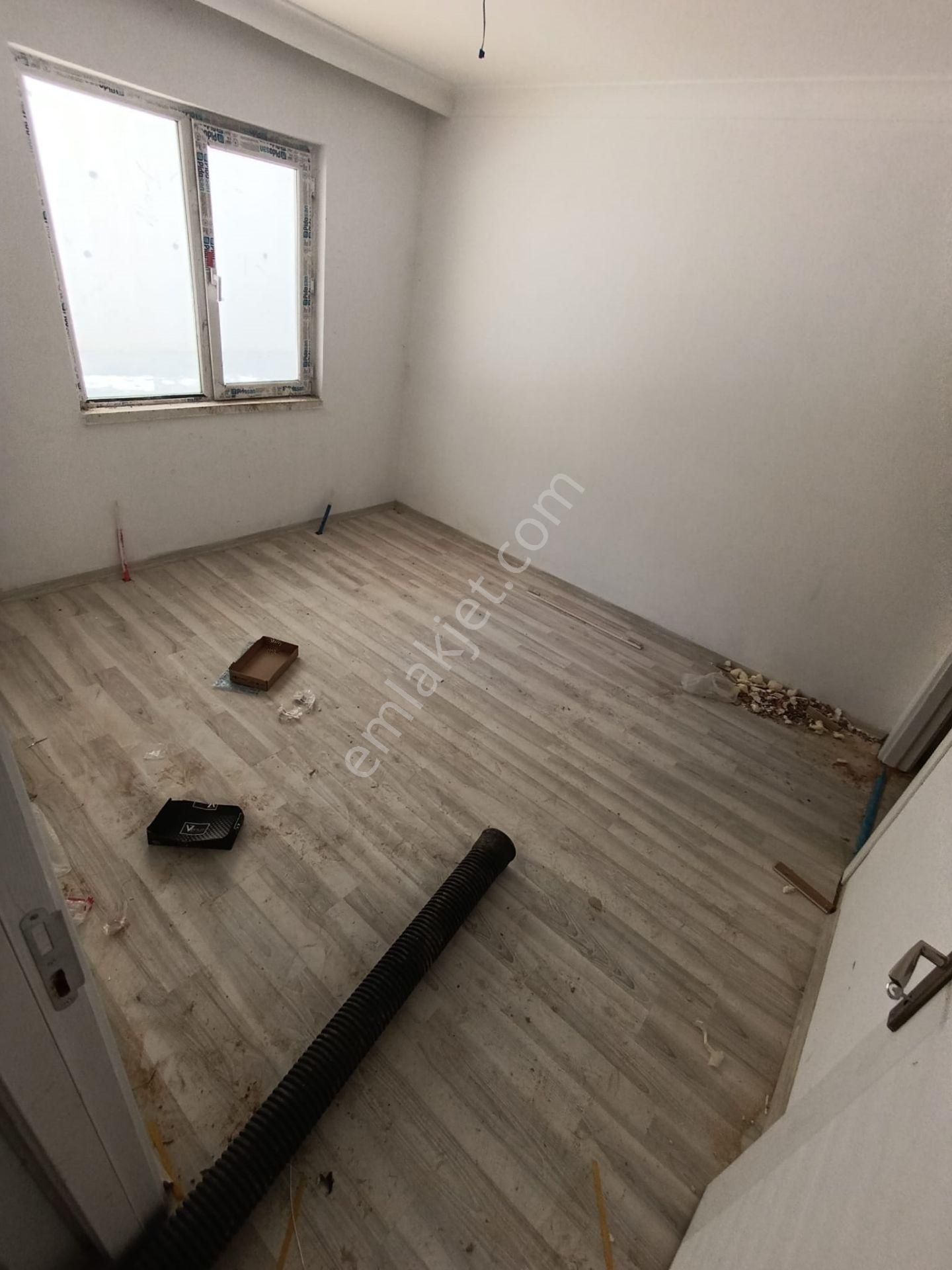 Mamak Şirintepe Satılık Daire  ŞİRİNTEPE MAH. GİRİŞ KATTA ASANSÖRLÜ 110M² 3+1 DAİRE