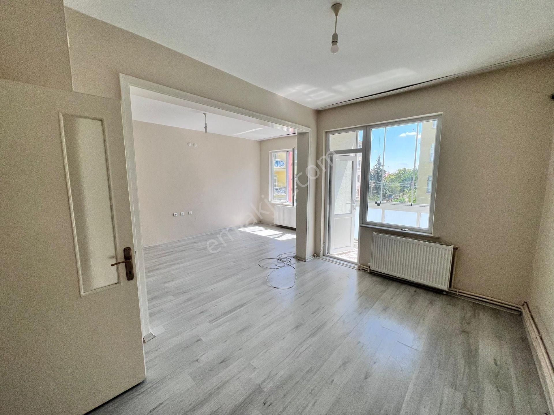 Meram Melikşah Satılık Daire Melikşah Mah. Önder Sitesi 2+1 Bakımlı Satılık Daire