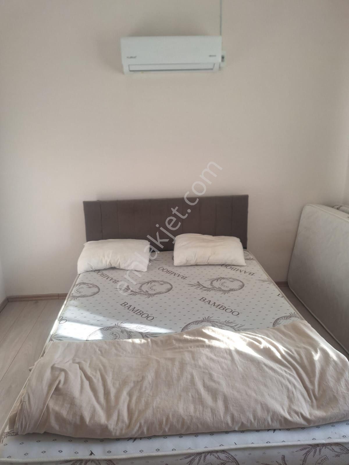 Muratpaşa Üçgen Kiralık Daire 6 yataklı Aile için müstakil Ev