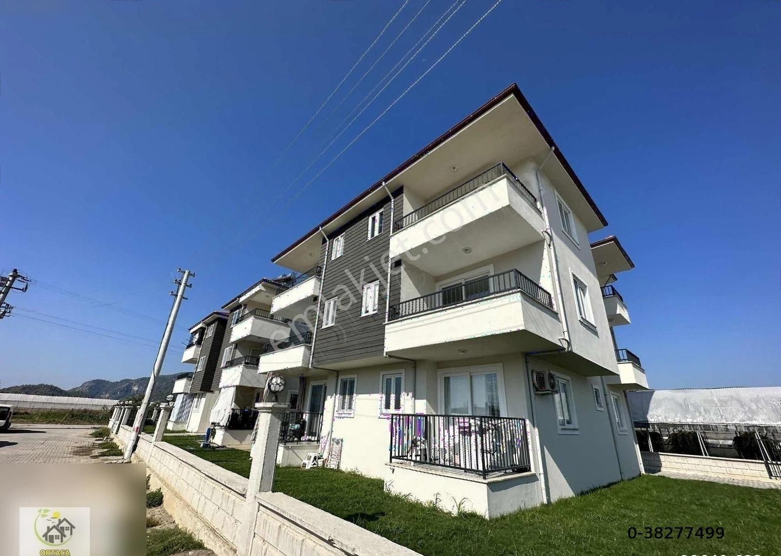 Ortaca Karaburun Satılık Daire Ortaca Karaburun Da 130 M2 3+1 Havuzlu Eşyalı Satılık Daire.