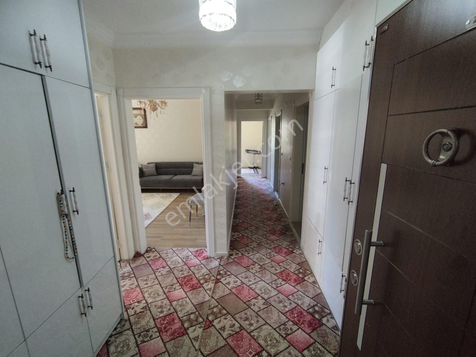 Şehitkamil Gaziler Satılık Daire NURAY EMLAK TAN SATILIK 2+1 FİYATINA 3+1 DAİRE FIRSAT DAİRE 