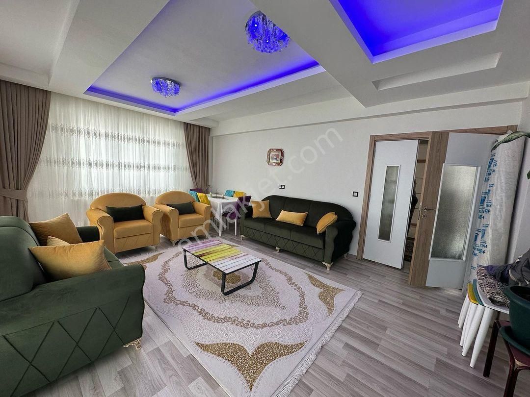 Küçükçekmece Cennet Kiralık Daire dairem sahibinden olup eşyasız olarak kiralıktır