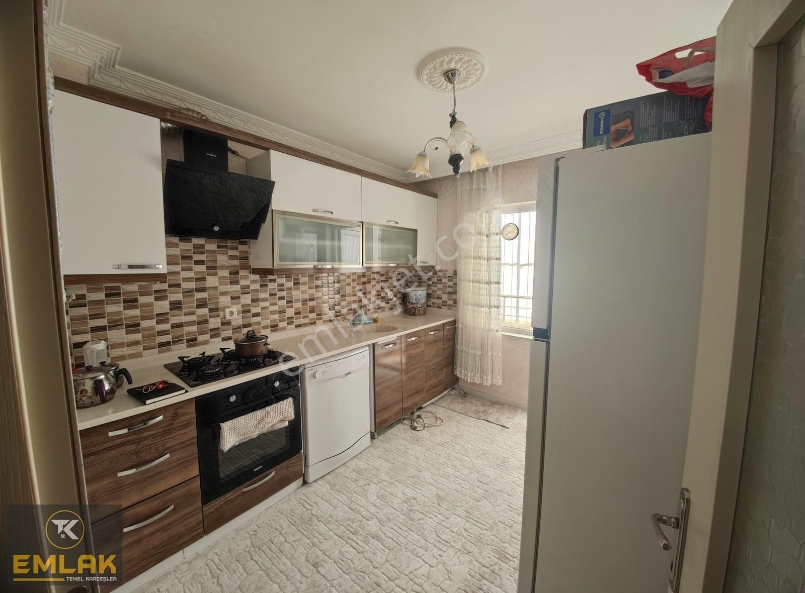 Sincan Pınarbaşı Satılık Daire PINARBAŞINDA CADDE YAKINI YAPILI 2+1 SATILIK DAİRE